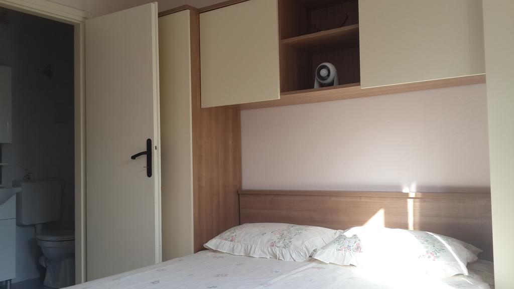 Apartment Ivo Mazic Sreser Esterno foto