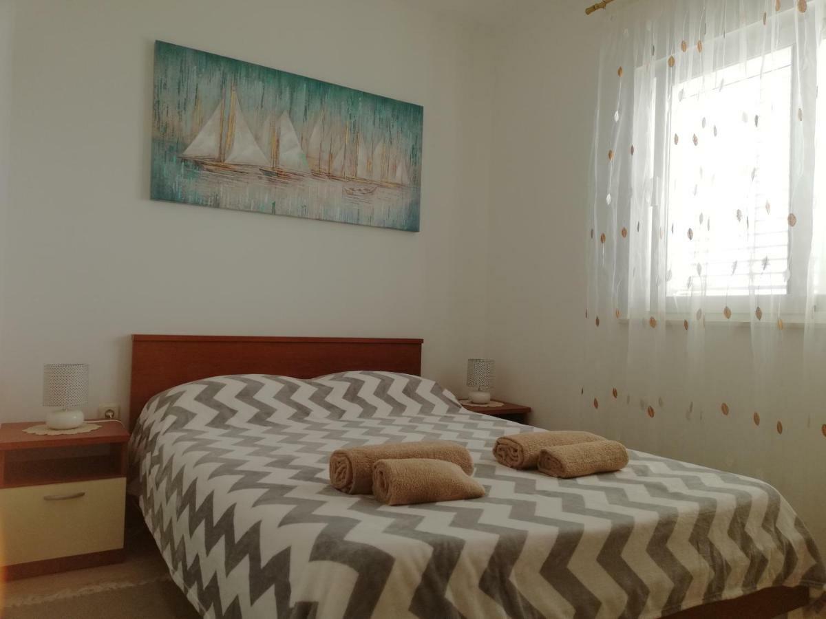 Apartment Ivo Mazic Sreser Esterno foto