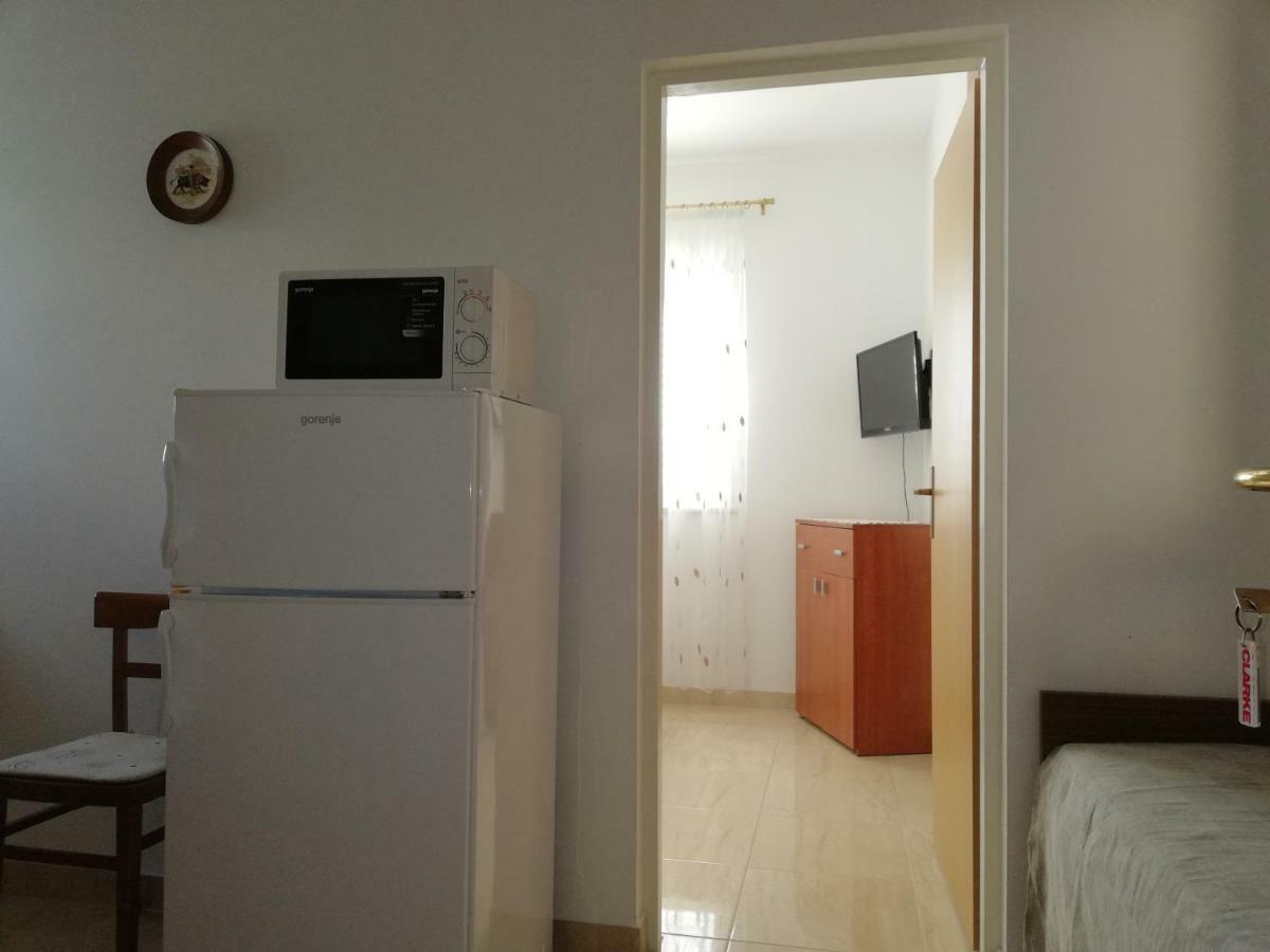 Apartment Ivo Mazic Sreser Esterno foto